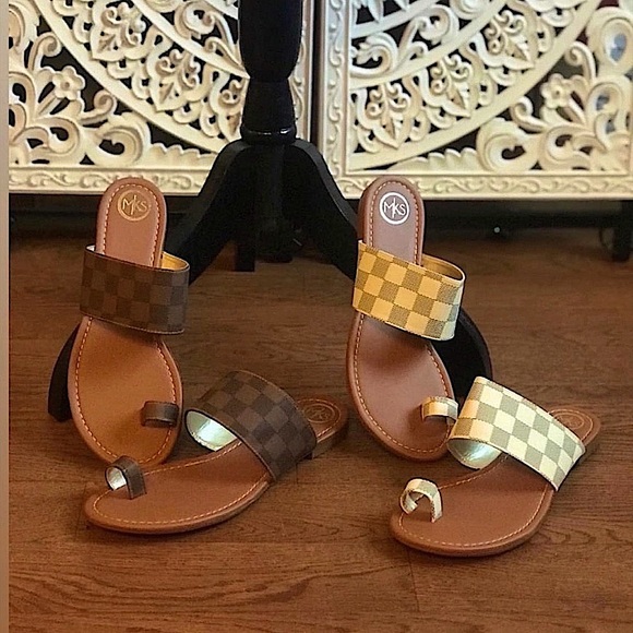 🆕🌿🤎MKS: CHESS BROWN Sandals SIZE 9 - Picture 2 of 6